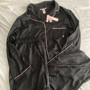 NWT Victoria’s Secret Satin PJ Set